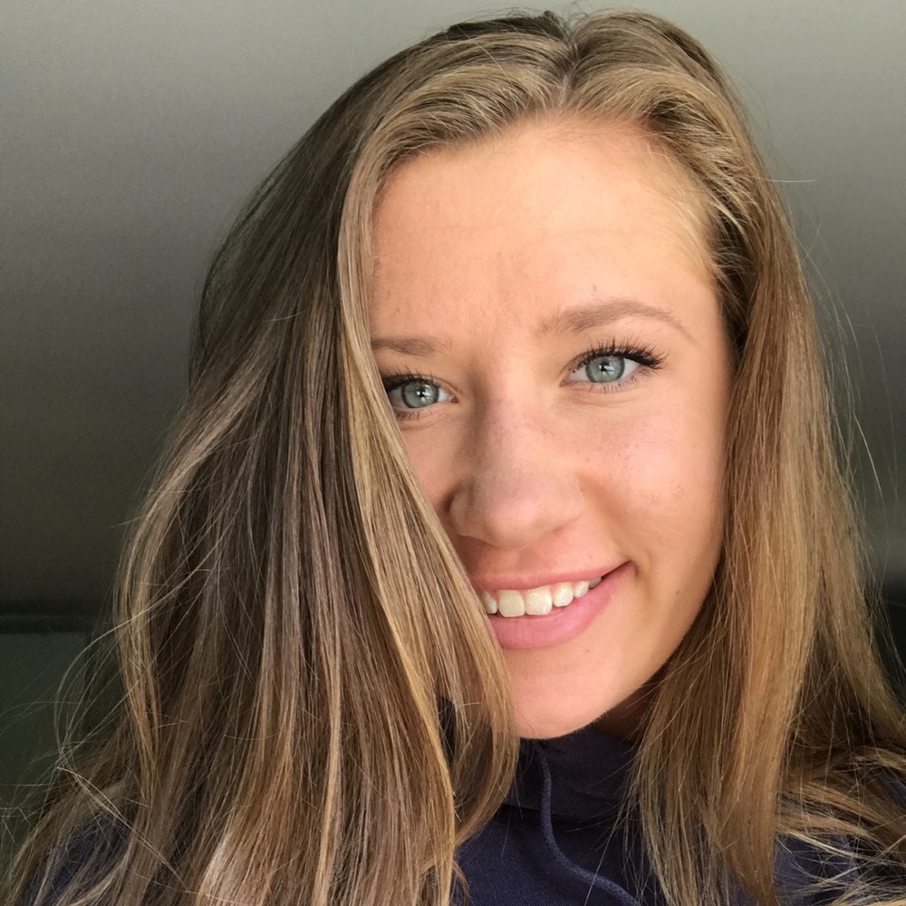 Meet your Posher, Katelyn